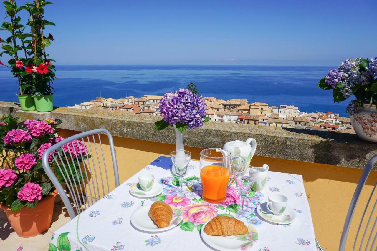 Apartamento Il Terrazzo Su Pizzo Exterior foto
